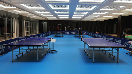 维多利亚老品牌vic(集团)官方网站