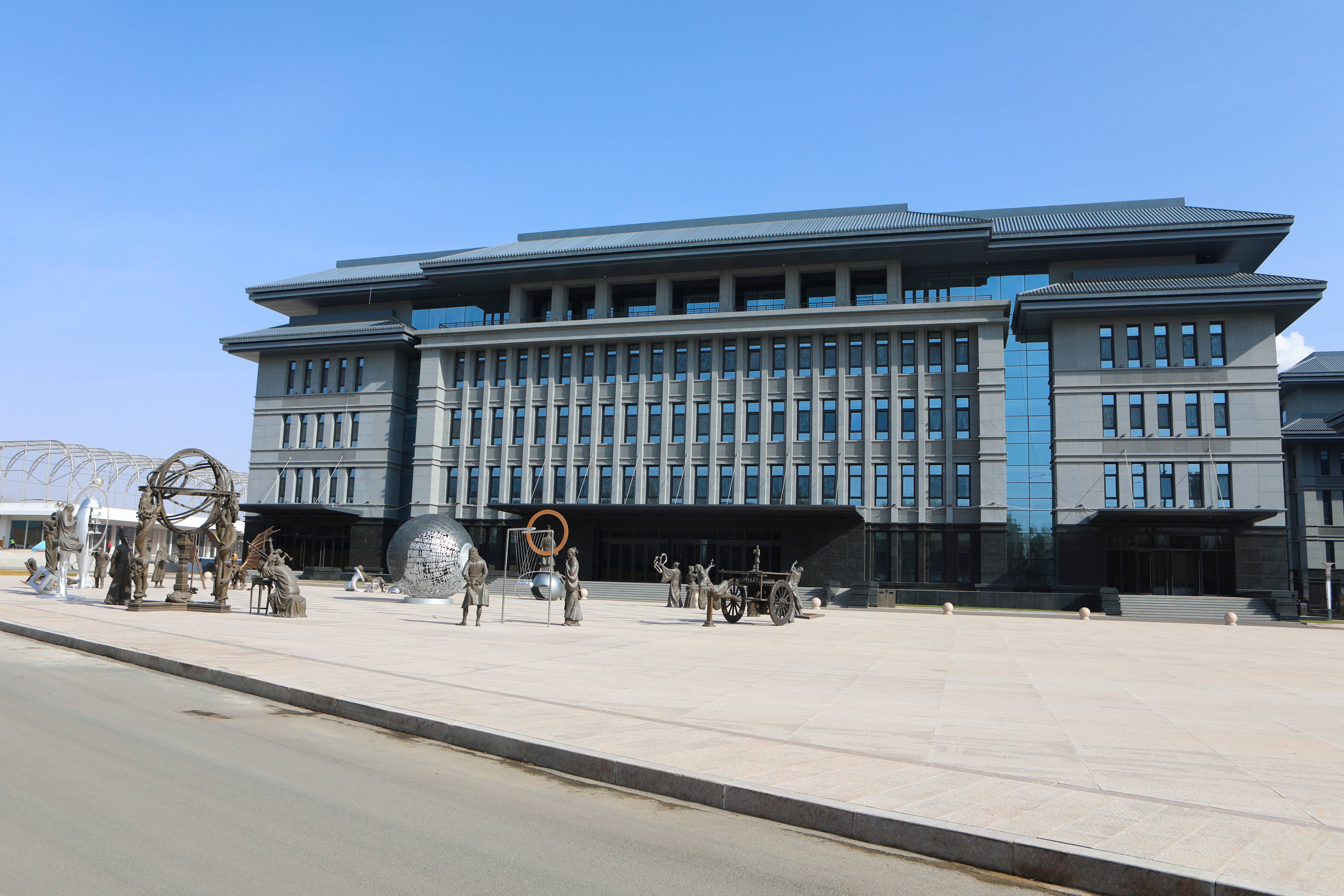 维多利亚老品牌vic(集团)官方网站